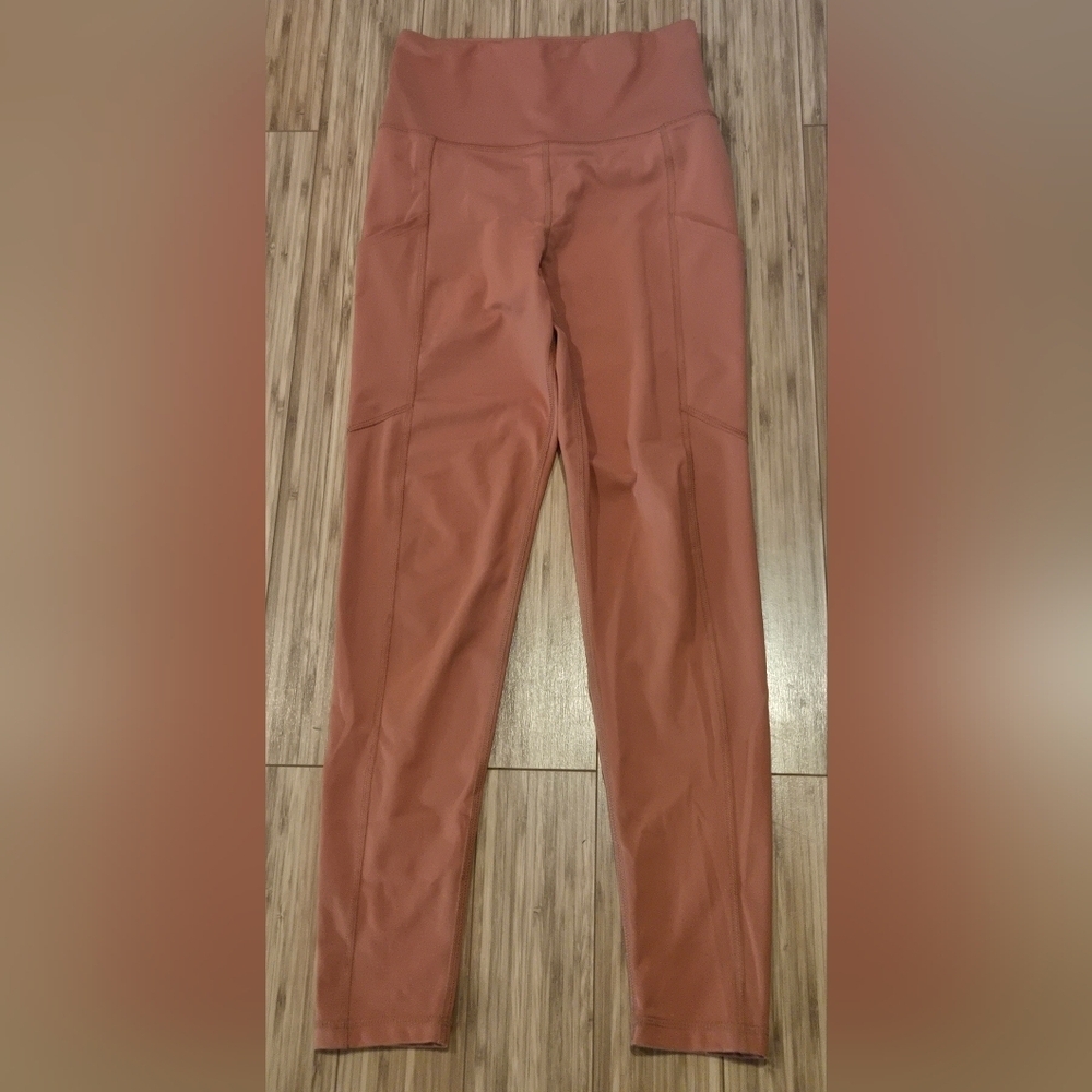 NWOT American Eagle Outfitters Women's High-Waisted Terracotta Leggings